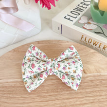 Load image into Gallery viewer, &quot;Flower Garden&quot; Bowtie
