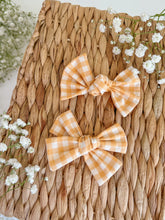 Load image into Gallery viewer, "Marigold" Hair Bow
