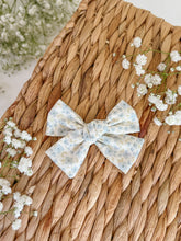Load image into Gallery viewer, "Eloise" Hair Bow
