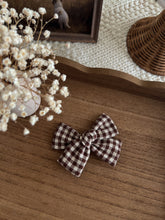 Load image into Gallery viewer, "Elowen" Hair Bow

