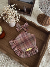 Load image into Gallery viewer, "Matilda" Bandana
