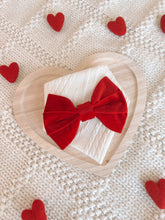 Load image into Gallery viewer, &quot;Cupid&quot; Bandana (Ivory)

