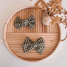 Load image into Gallery viewer, &quot;Evergreen&quot; Hair Bow
