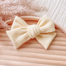 Load image into Gallery viewer, &quot;Daffodil&quot; Bow
