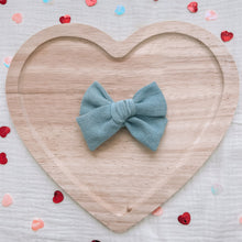 Load image into Gallery viewer, Denim Hair Bow
