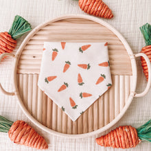 Load image into Gallery viewer, &quot;Carrots&quot; Bandana
